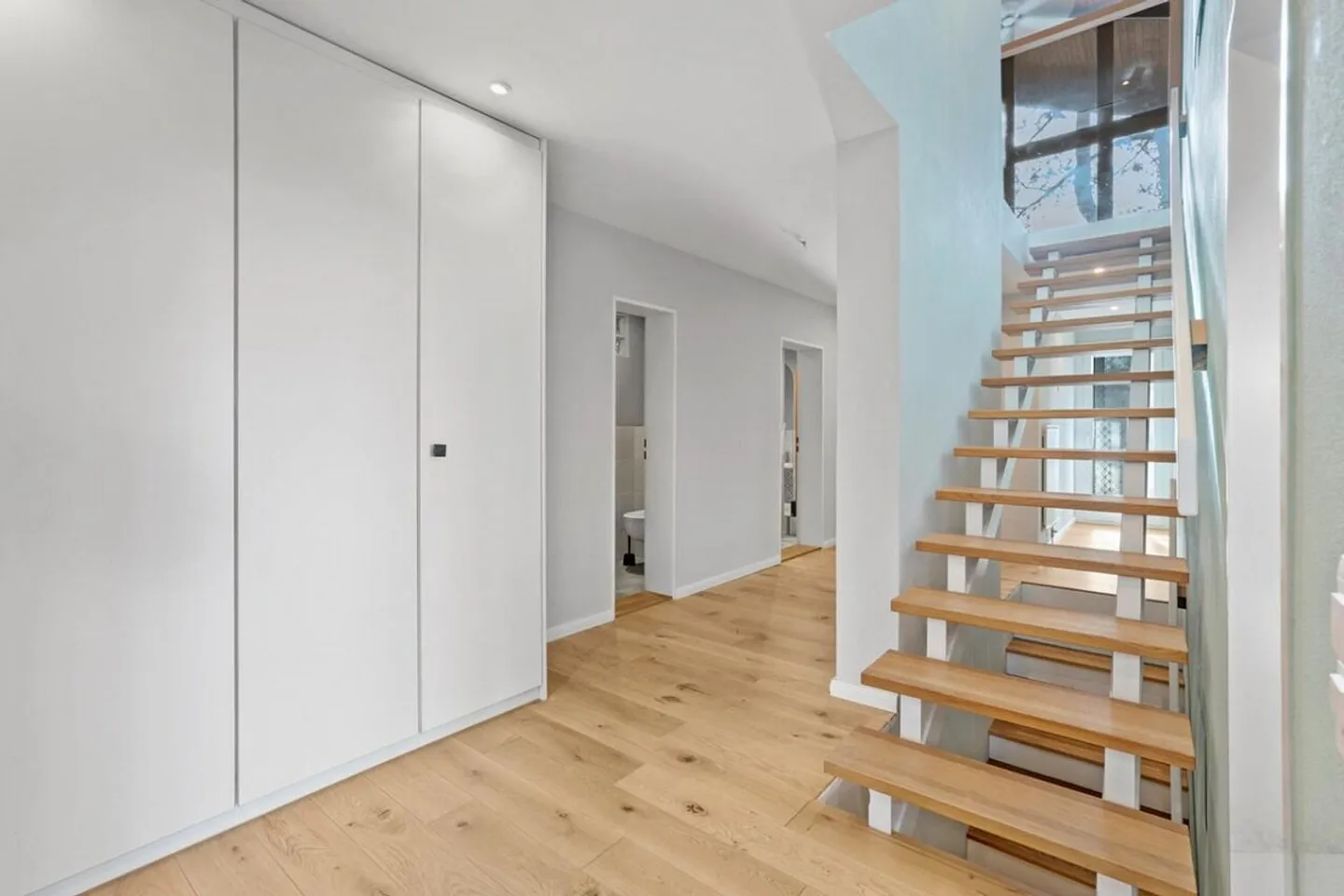 Ampia casa unifamiliare - Foto 13 di 18