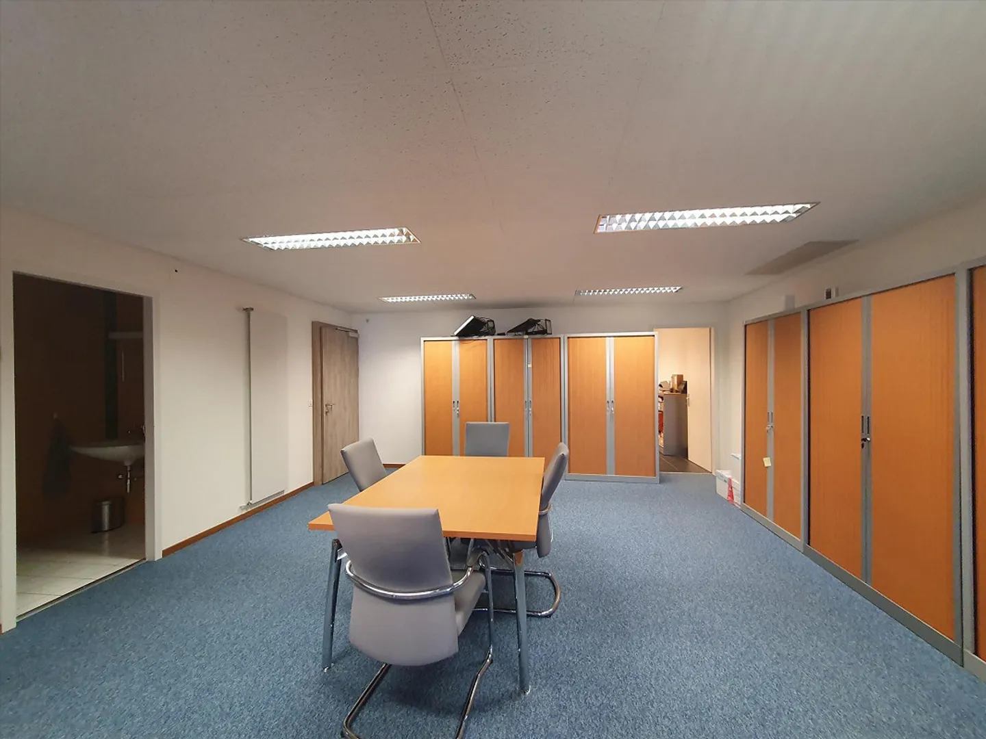Surface de bureau de 124 m2 au bord du Rhône - Photo 2 sur 5