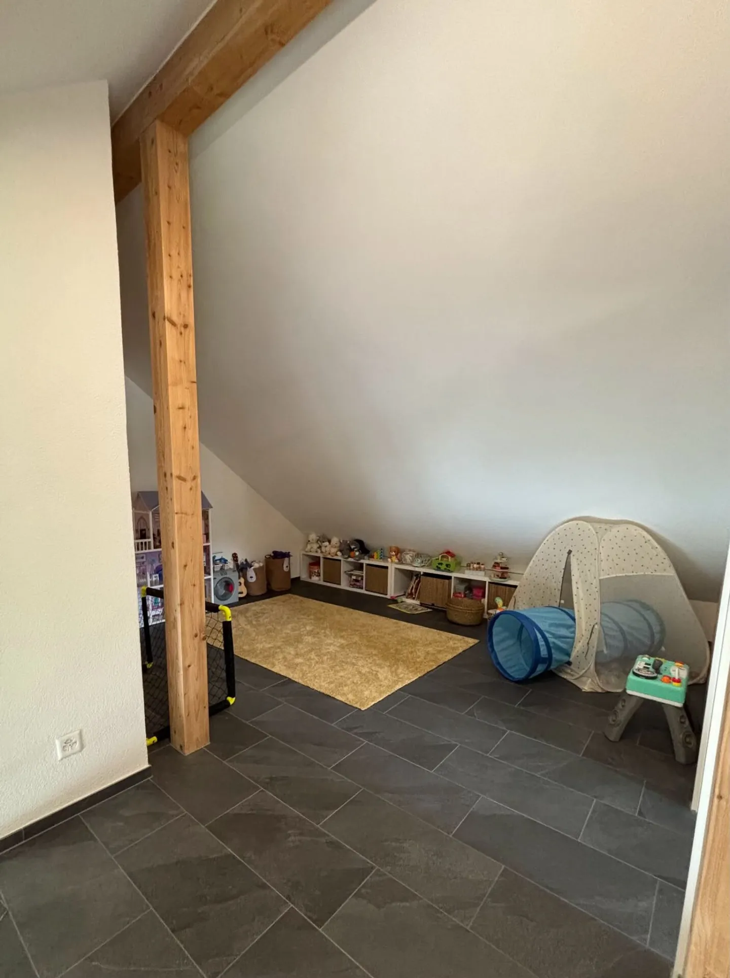 Ampio appartamento maisonette di 5,5 stanze con galleria - Foto 1 di 10