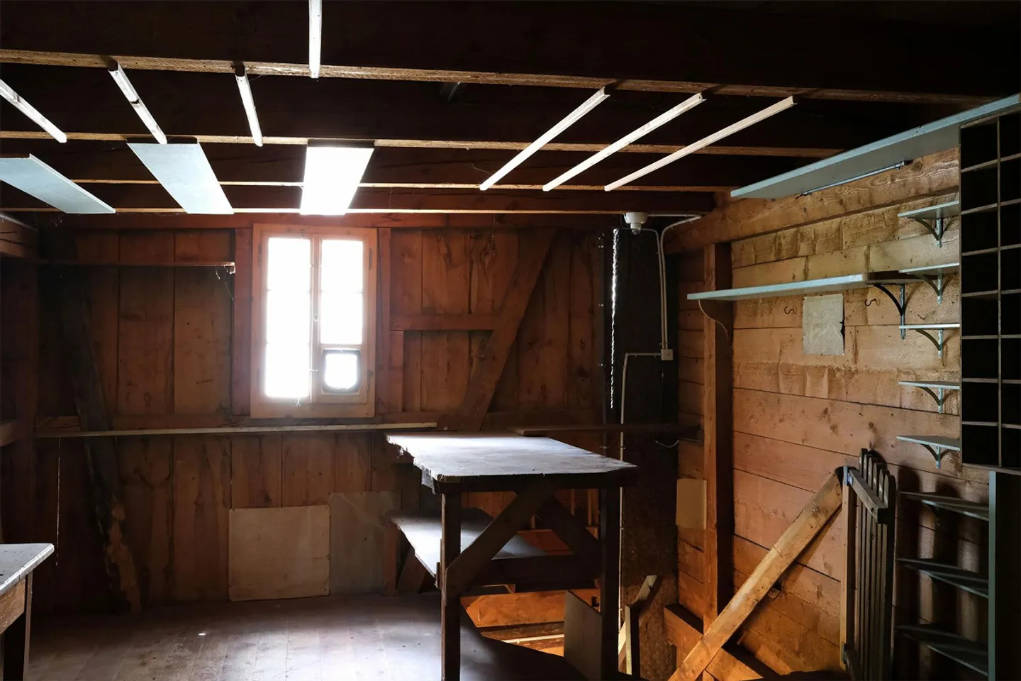 5 1/2-Room Old Building Apartment with Unobstructed Lake View - Photo 7 of 18