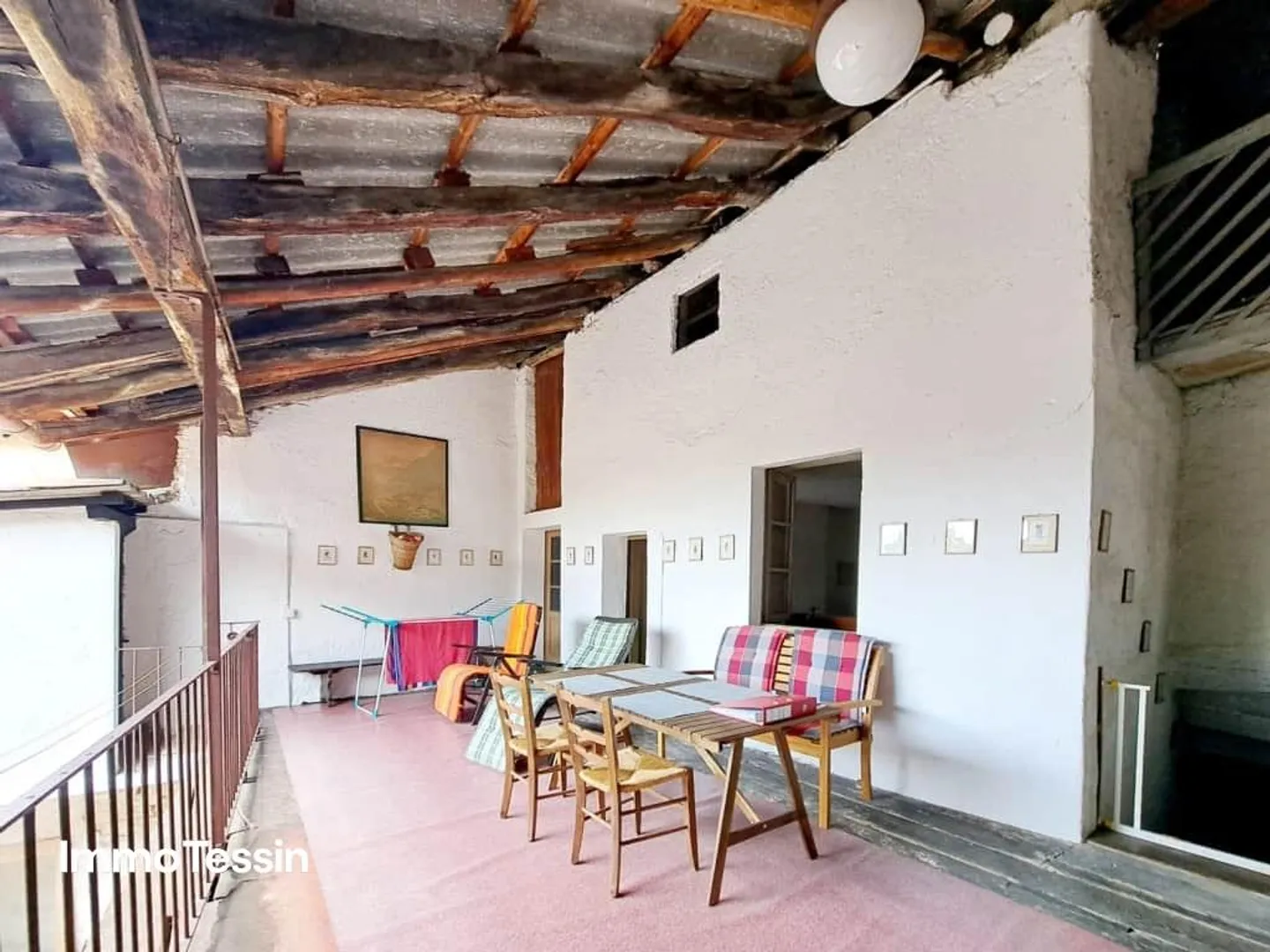 Charmantes Nucleo Tessinerhaus mit grossem Innenhof und Terrasse zu... - Foto 7 von 13