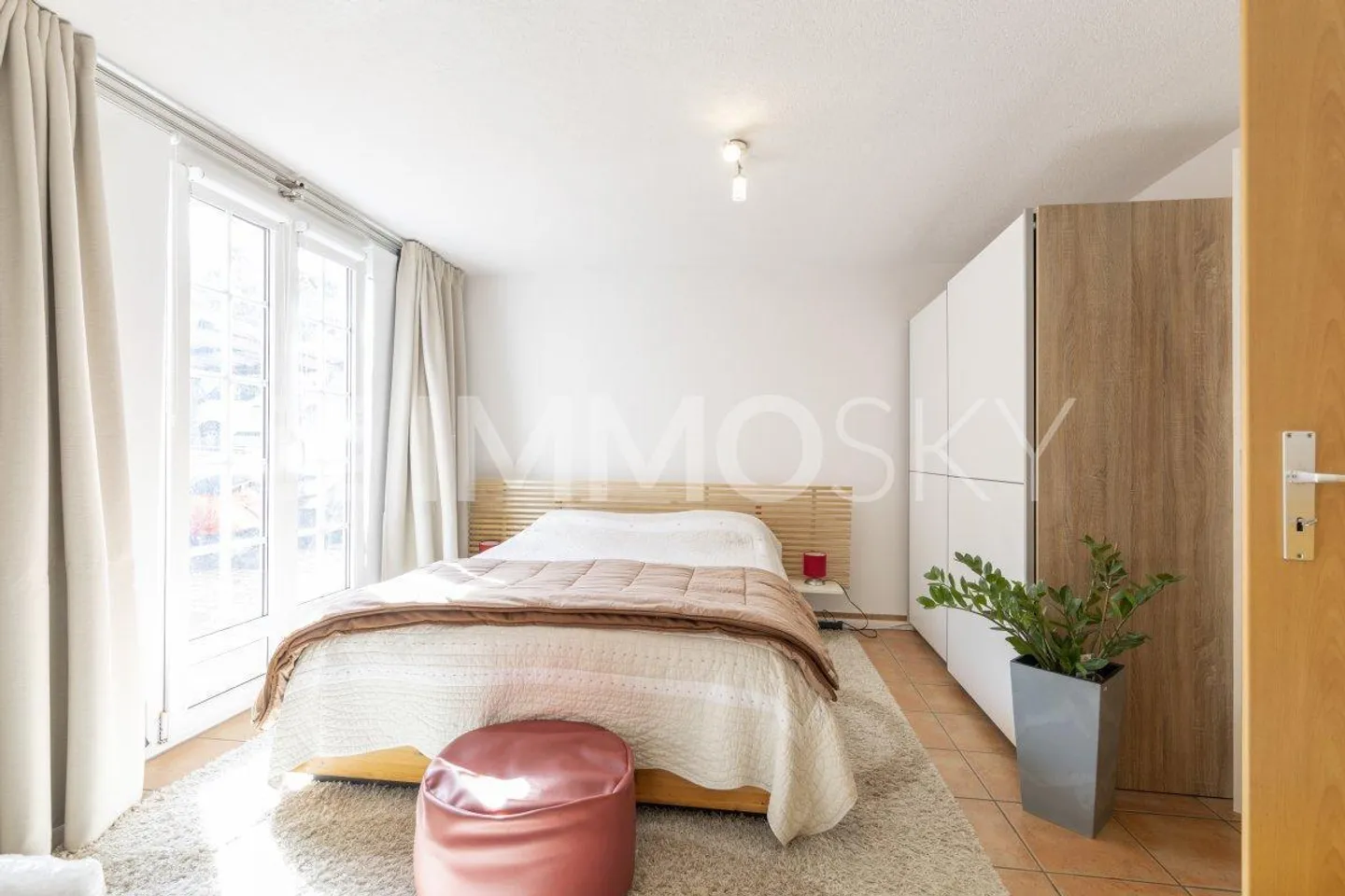 TOO LATE - Beautiful family home in St-Légier - Photo 3 of 5