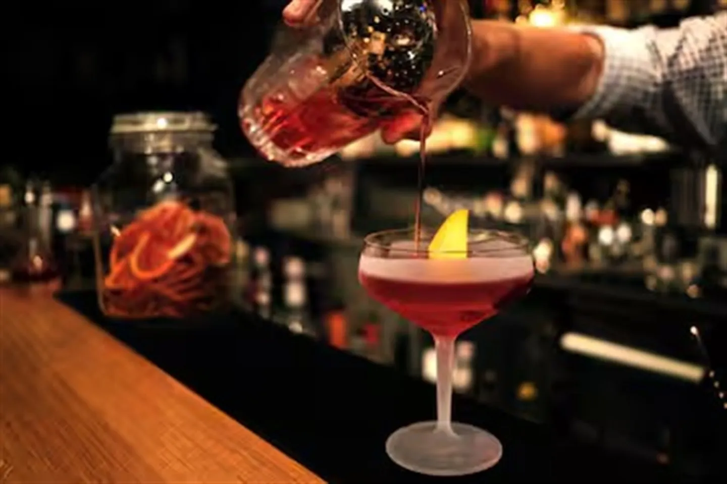 Lausanne Bar, Café, Cocktail - Photo 1 of 1