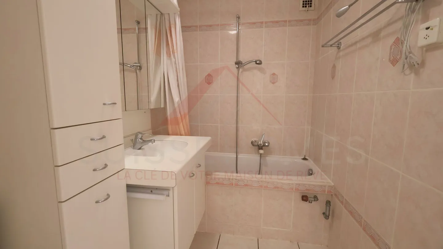 Marly - 3,5 locali ristrutturati nel 2020, balcone sud-ovest e ambiente residenziale privilegiato - Foto 18 di 23