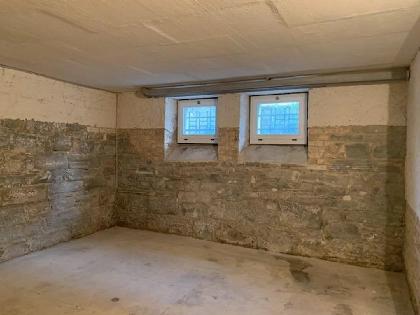 Hobby Studio/Workshop/Storage/Cellar Room - Photo 8 of 8