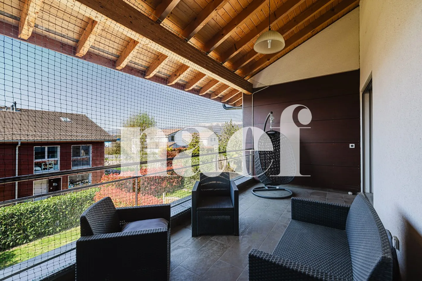 Charming semi-detached house 230 m² usable area plus garden, terrace and double garage in Vernier - Photo 9 of 13