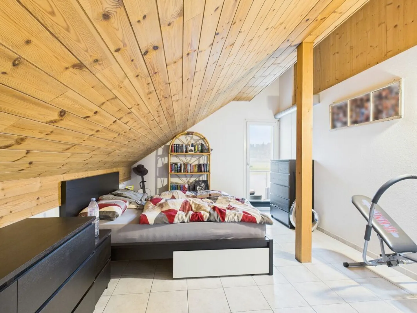 Bright Attic Apartment with Views - Photo 5 of 10