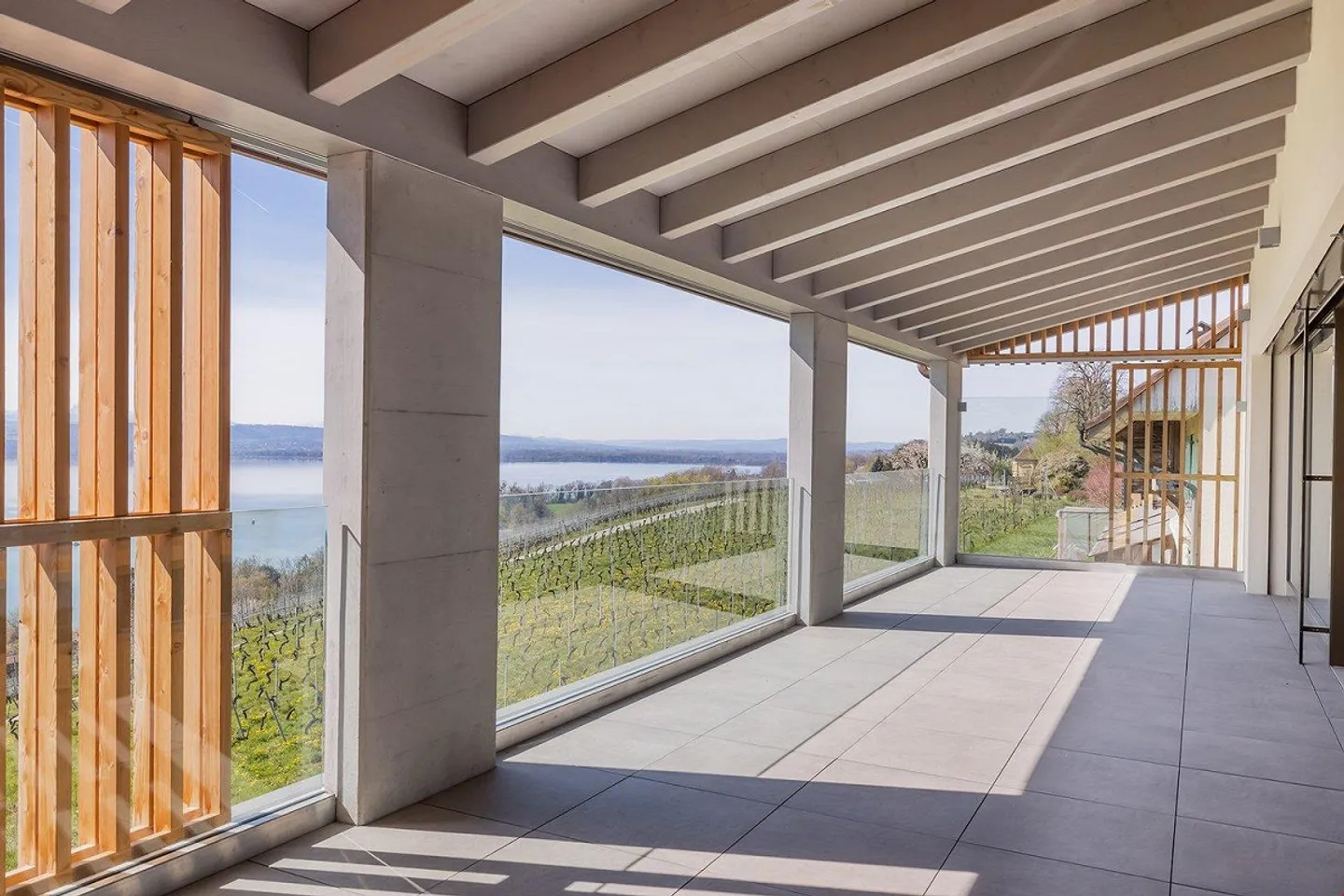 An absolute luxury with breathtaking views of an exceptional site - Photo 6 of 13