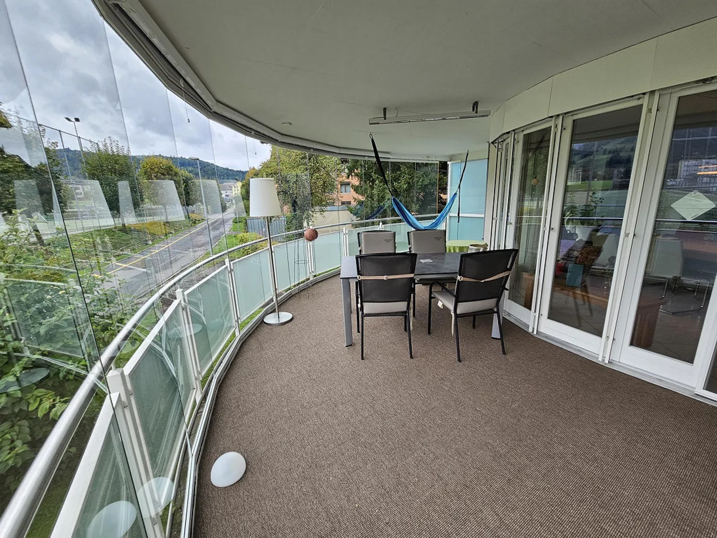 Belle appartement de 5½ pièces dans un emplacement central et populaire - Photo 7 sur 16