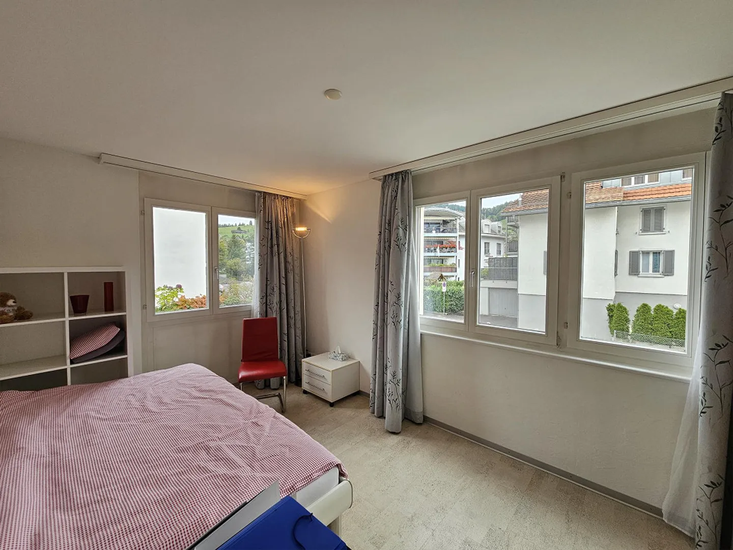 Belle appartement de 5½ pièces dans un emplacement central et populaire - Photo 12 sur 16