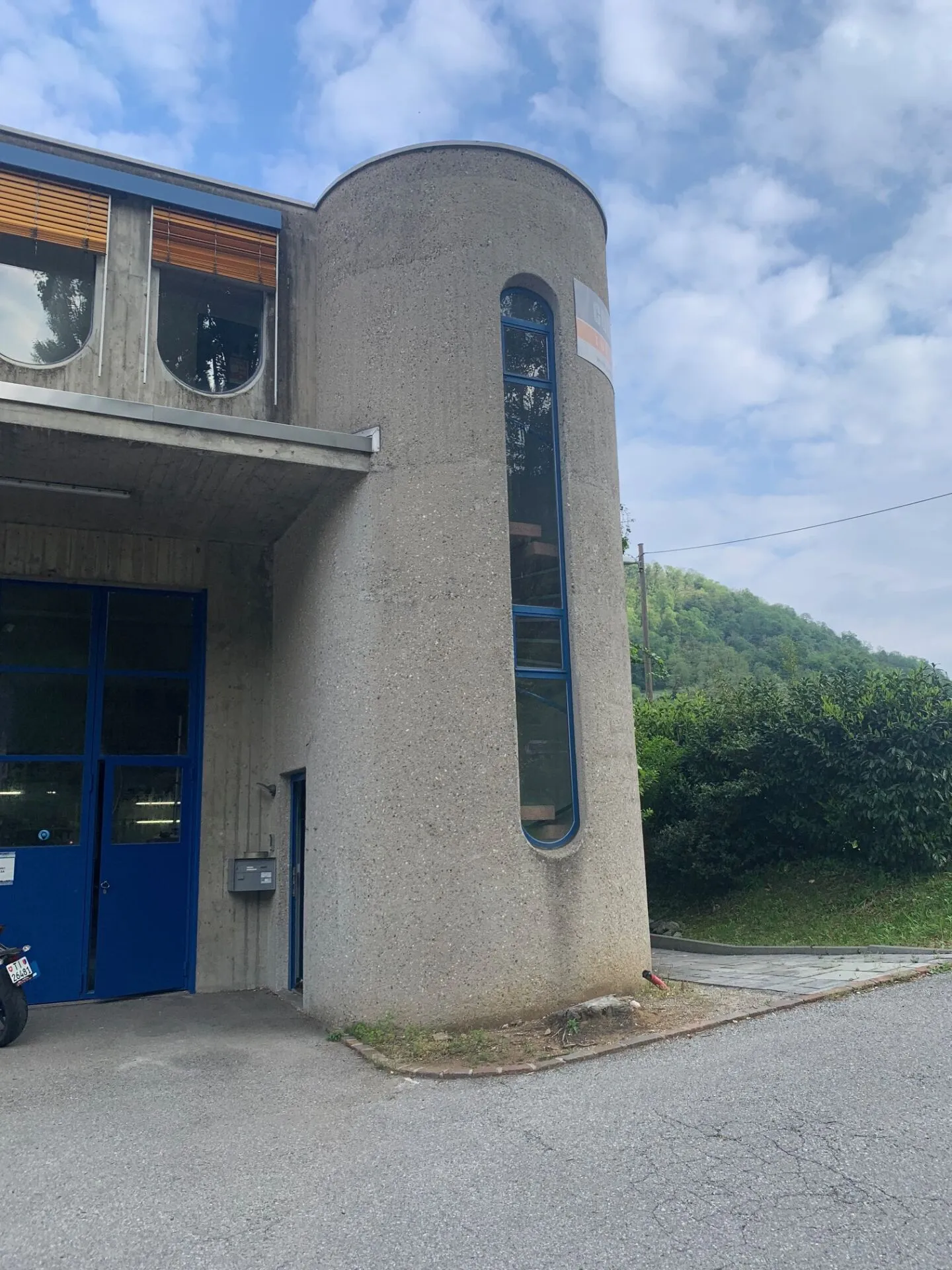 Ufficio luminoso a Barbengo - Foto 3 di 8