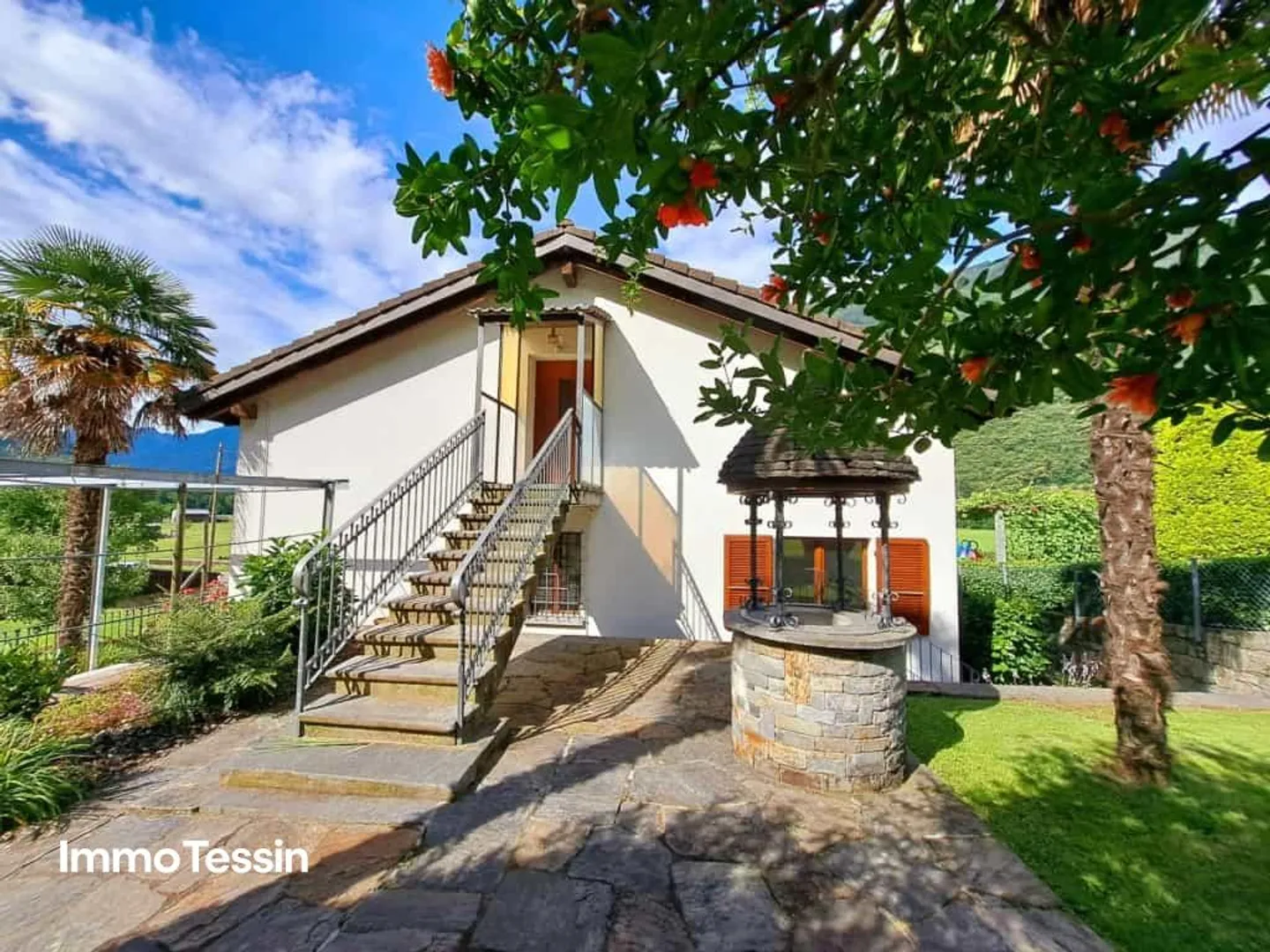 Charmantes Mehrfamilienhaus mit 2 Wohnungen in Malvaglia nahe Biasc... - Foto 1 von 13