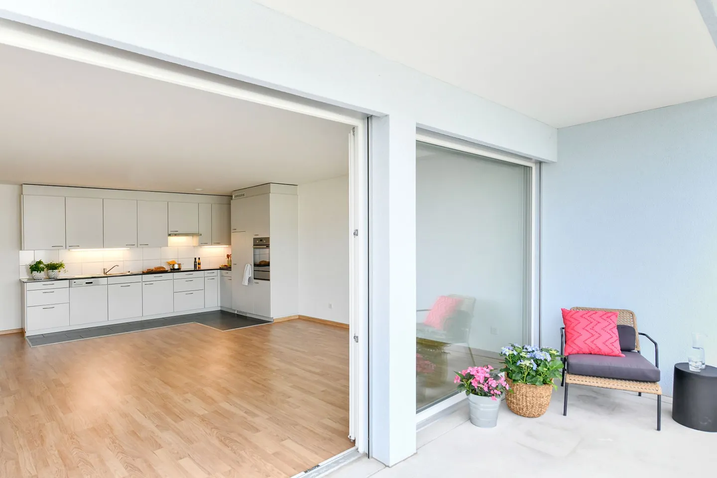 Apartment with a view of the open air - Photo 4 of 8