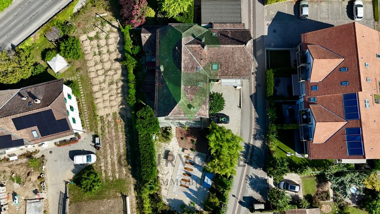 Im Herzen des Dorfes Fechy, schönes Gebäude mit 4 Wohnungen - Foto 13 von 13