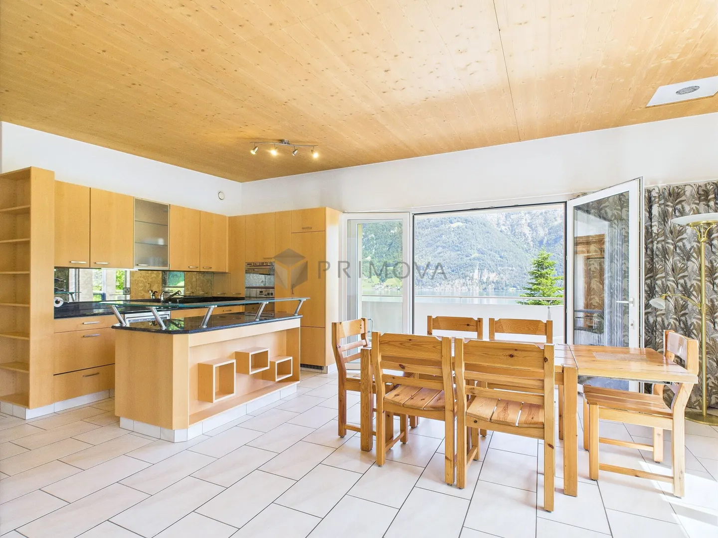Hotel & Ristorante con Appartamenti, Vigneto e Terreno Edificabile in Posizione Premium sul Lago Walensee - Foto 28 di 30