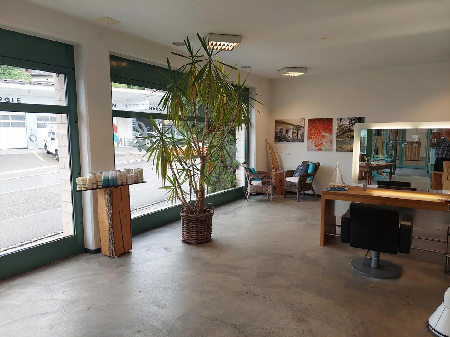 Spazio commerciale in buona posizione - Foto 3 di 7