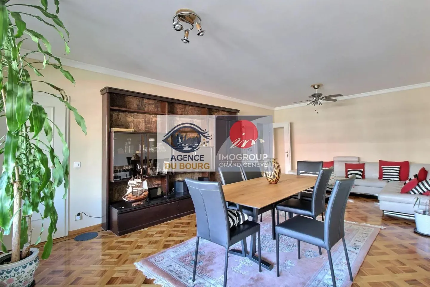 Family apartment with balcony and beautiful view of the Salève - Champel / Florissant on the 5th floor - Photo 4 of 6