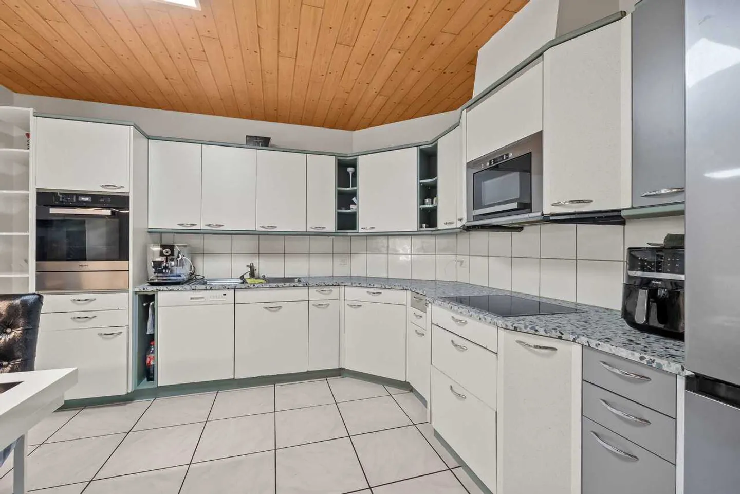 Maison de 7 familles avec un rendement solide à Boningen à vendre - Photo 8 sur 13