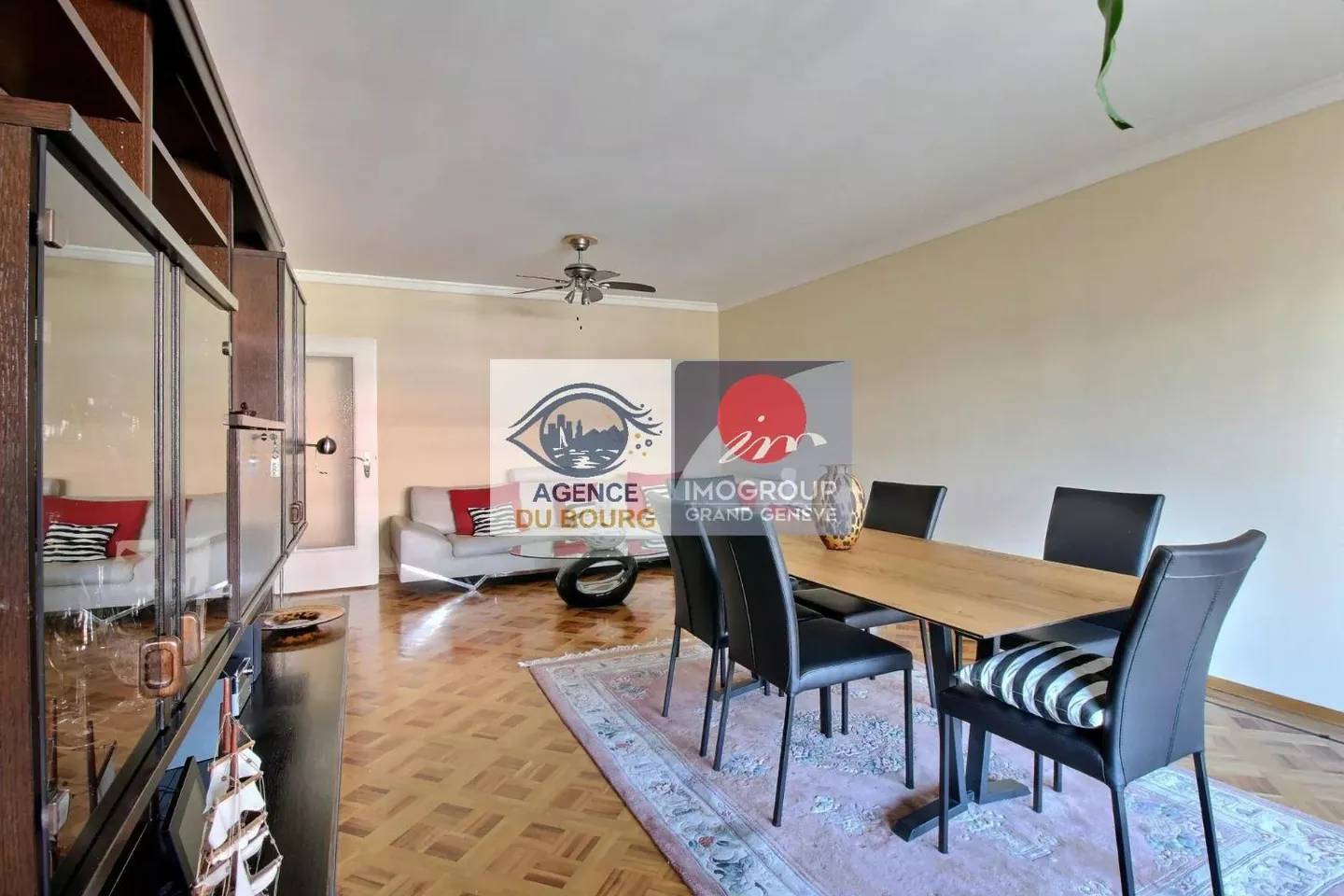 Family apartment with balcony and beautiful view of the Salève - Champel / Florissant on the 5th floor - Photo 3 of 6