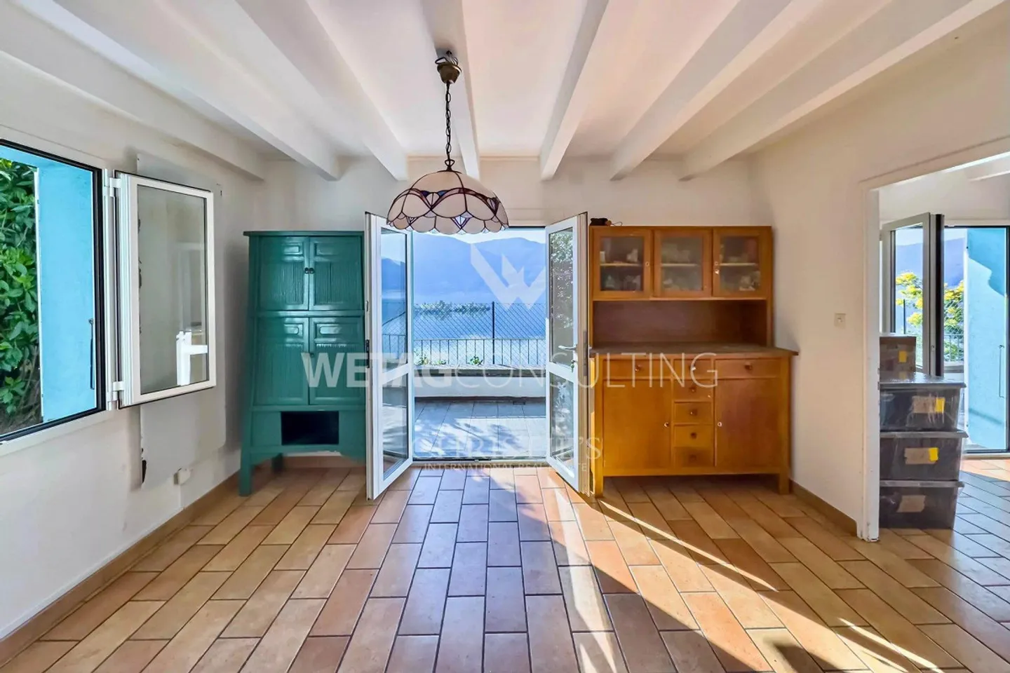Villa mediterranea da ristrutturare con vista mozzafiato... - Foto 4 di 13