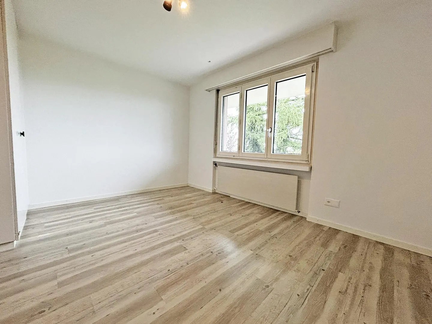 Casa unifamiliare con piscina, ampi spazi e viste gigantesche - Foto 16 di 24