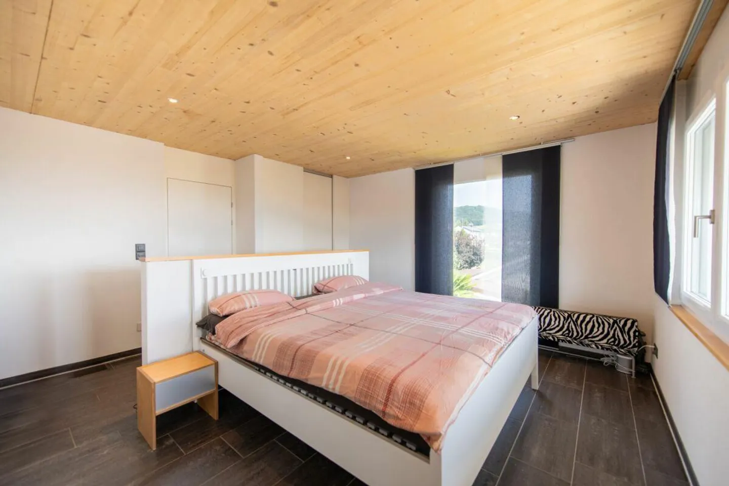 Maison individuelle moderne de 5,5 pièces avec vue sur l'Eiger, le Mönch et la Jungfrau - Photo 10 sur 19