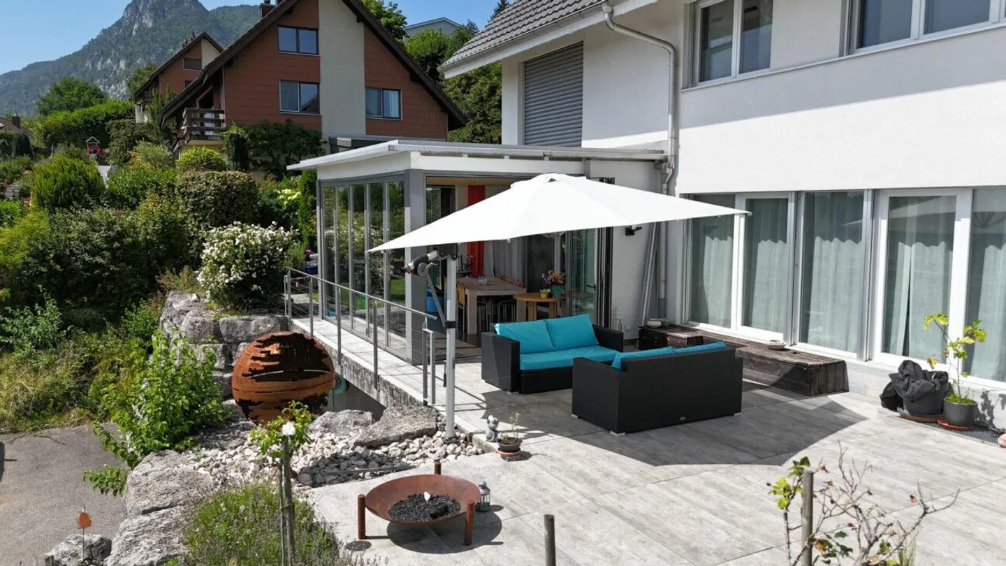 Maison individuelle moderne de 5,5 pièces avec vue sur l'Eiger, le Mönch et la Jungfrau - Photo 15 sur 19