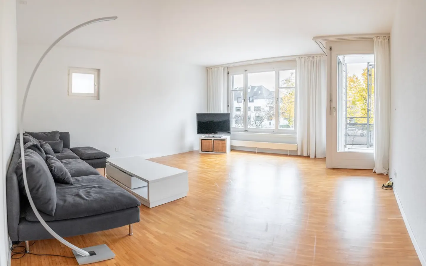 Spacious 4.5-room apartment with a view in Kirchlindach - Photo 5 of 26