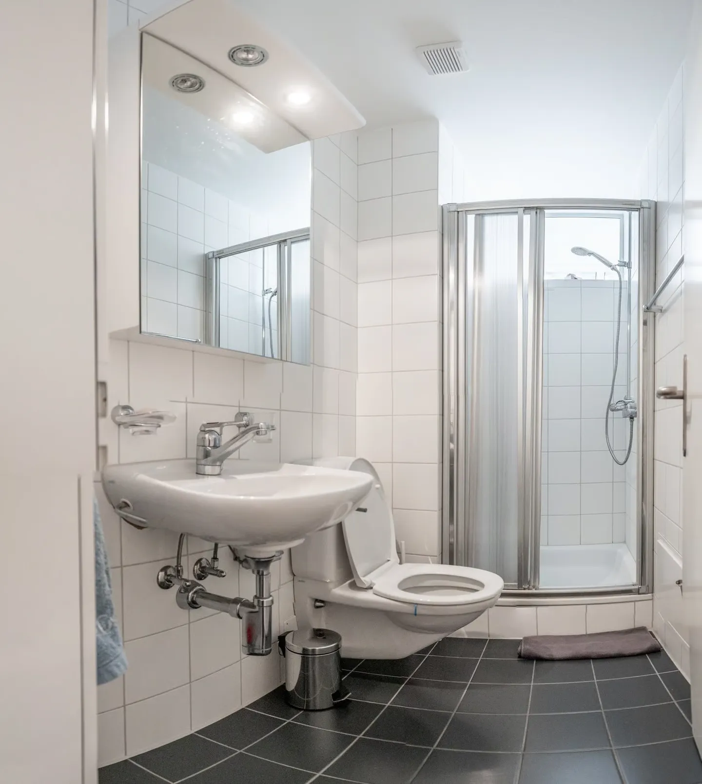 Spacious 4.5-room apartment with a view in Kirchlindach - Photo 17 of 26