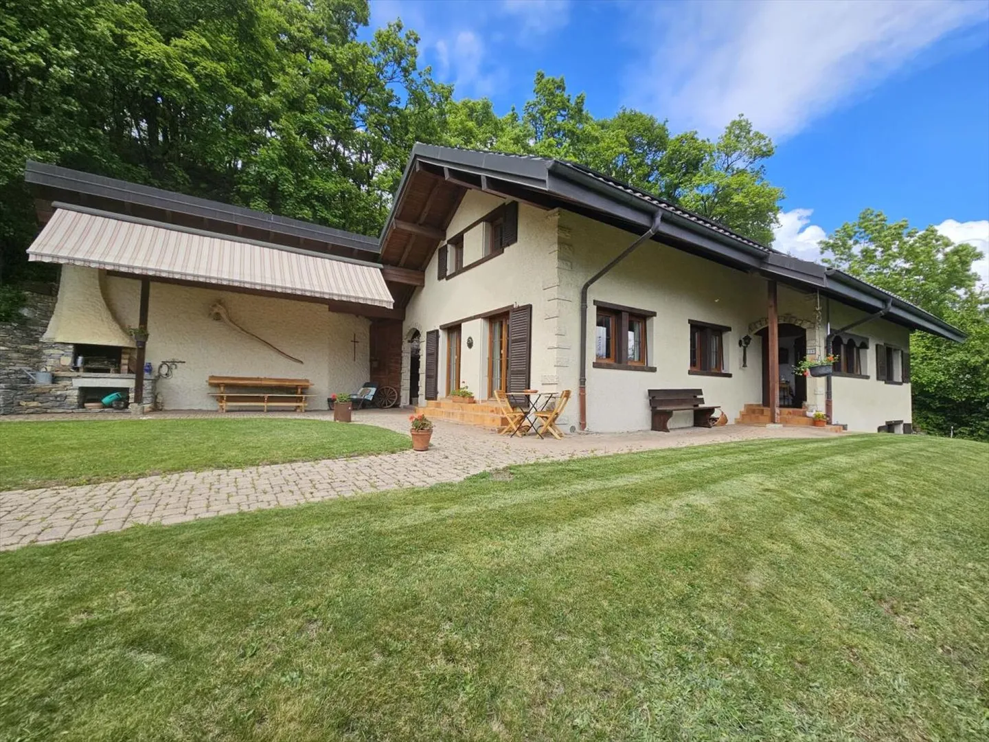 Einzelvilla 5.5 Zimmer in Grimisuat - Foto 1 von 5