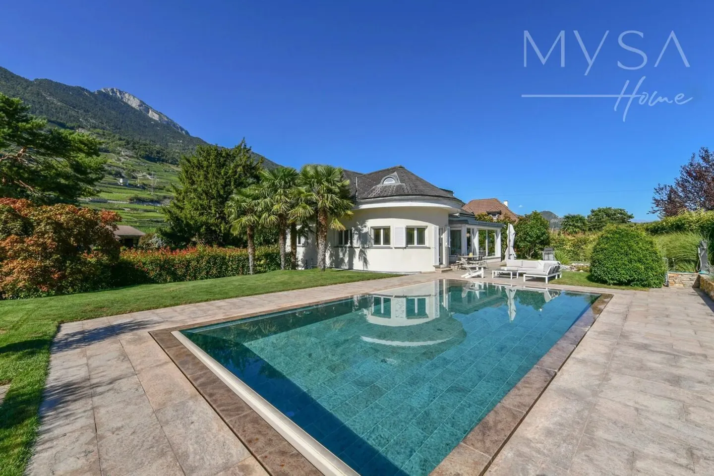 Villa de caractère avec piscine - Photo 1 sur 12