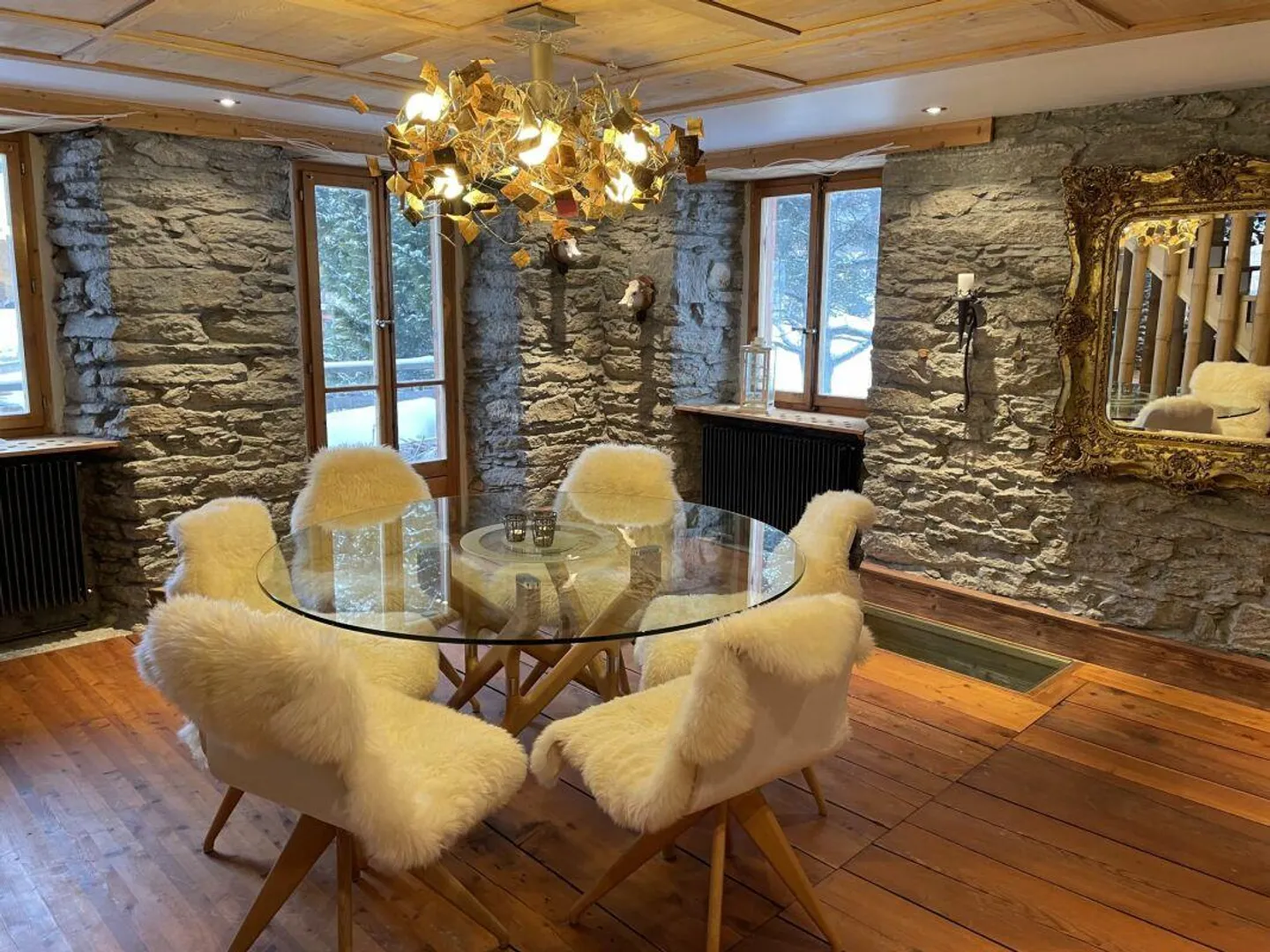 Luxurious maisonette apartment in the center of Saas-Fee. - Photo 4 of 14