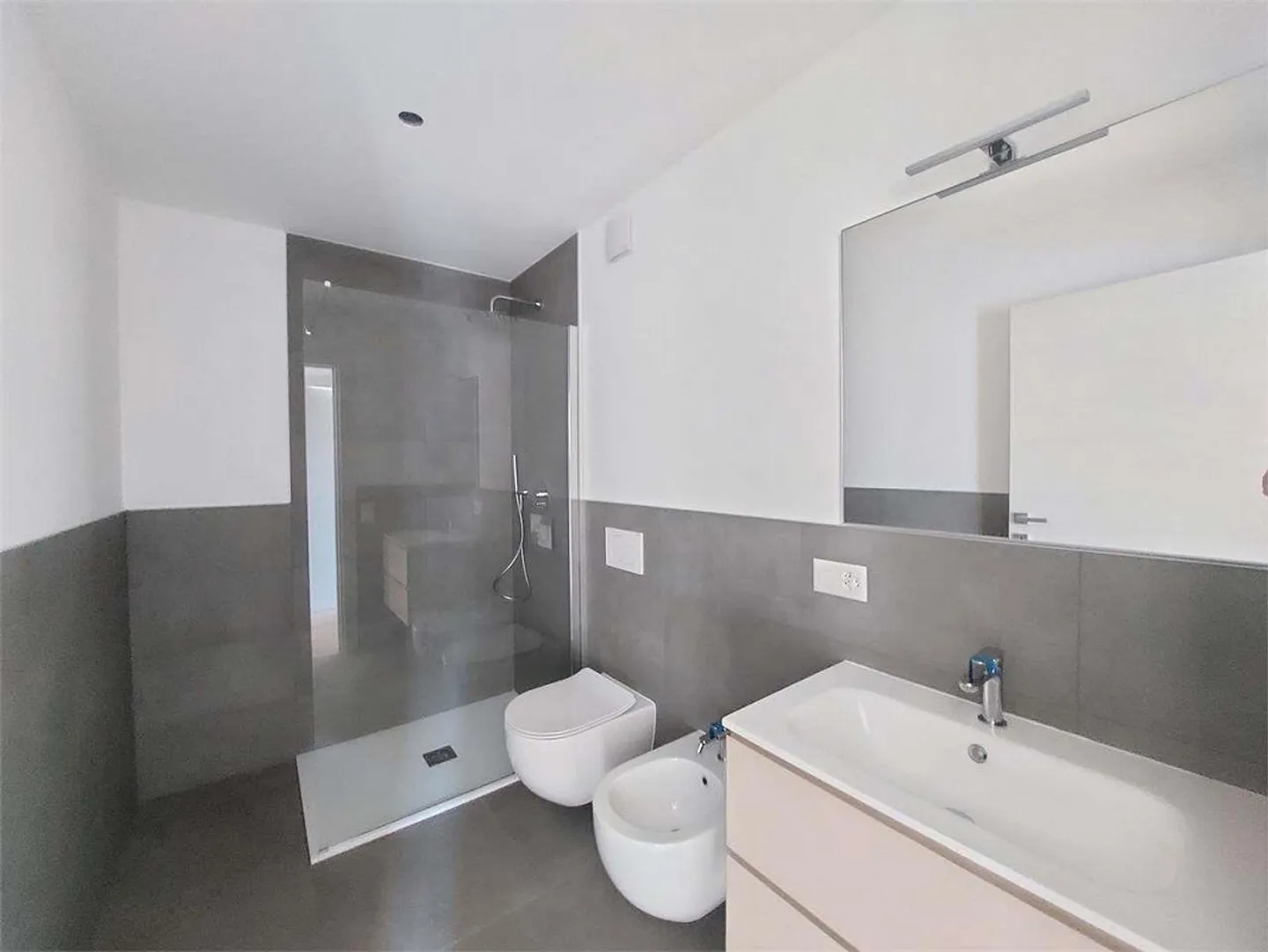 Modern 5.5-room villa in Ligornetto, newly built - Photo 5 of 8