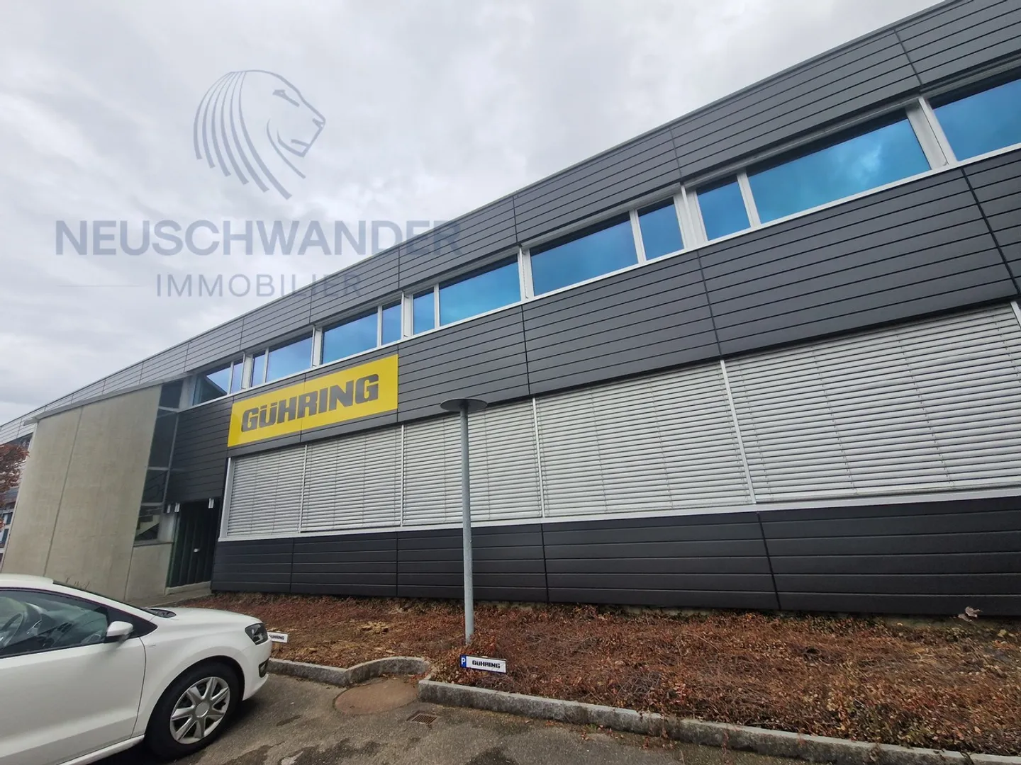 Commercio 12 stanze - Foto 1 di 10