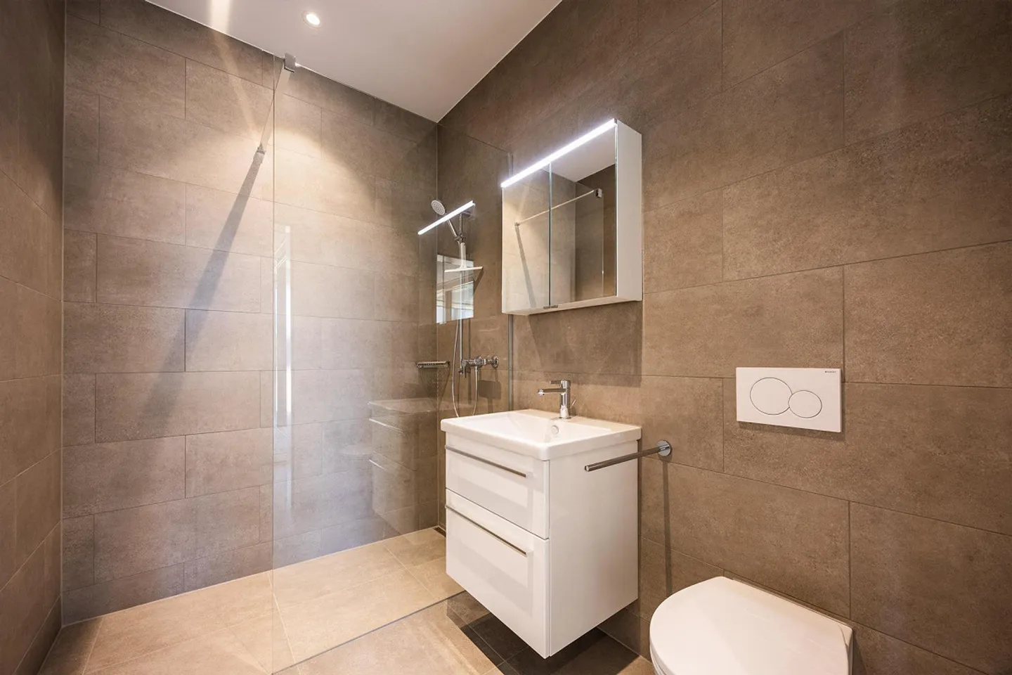 Appartement neuf de 3,5 pièces de haute qualité - Photo 4 sur 6