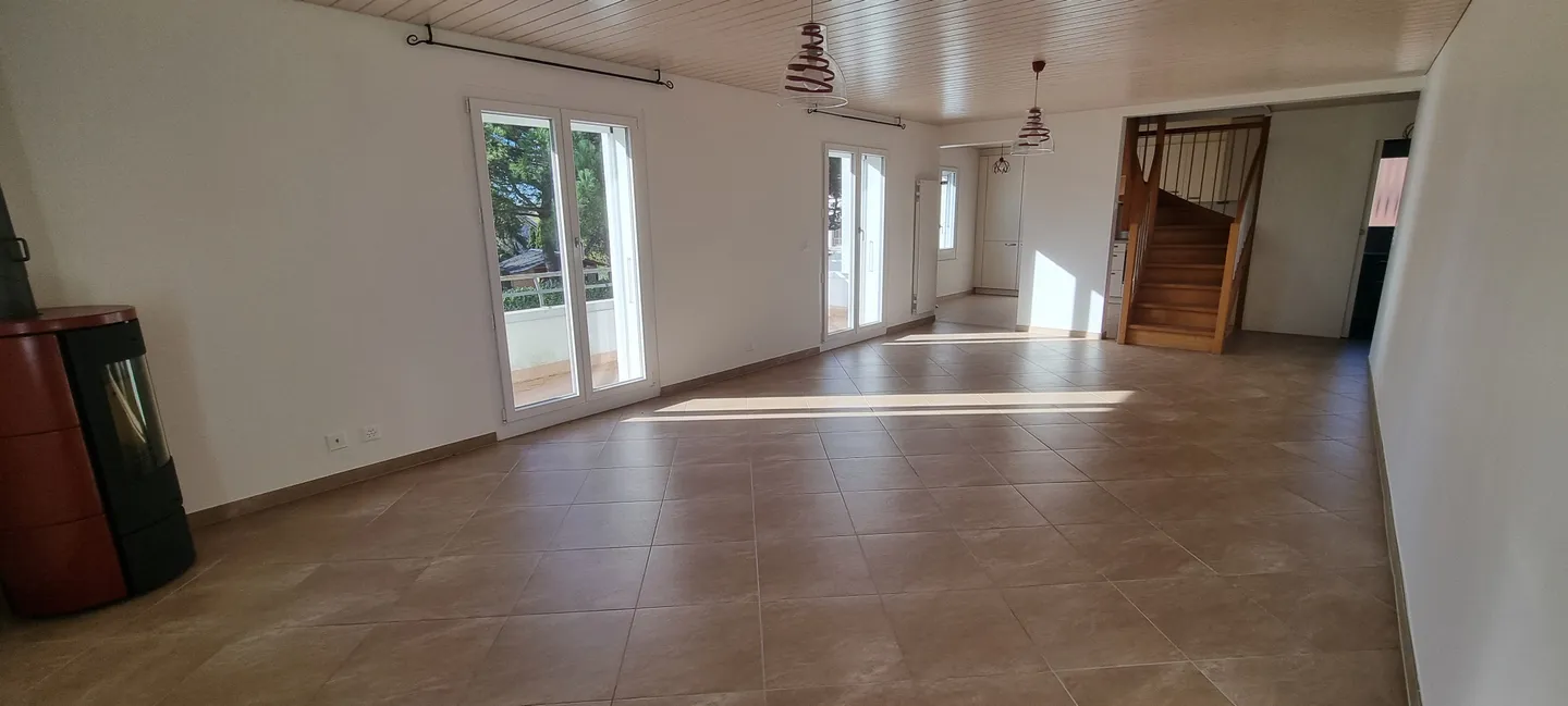 Einfamilienhaus mieten - Foto 2 von 5