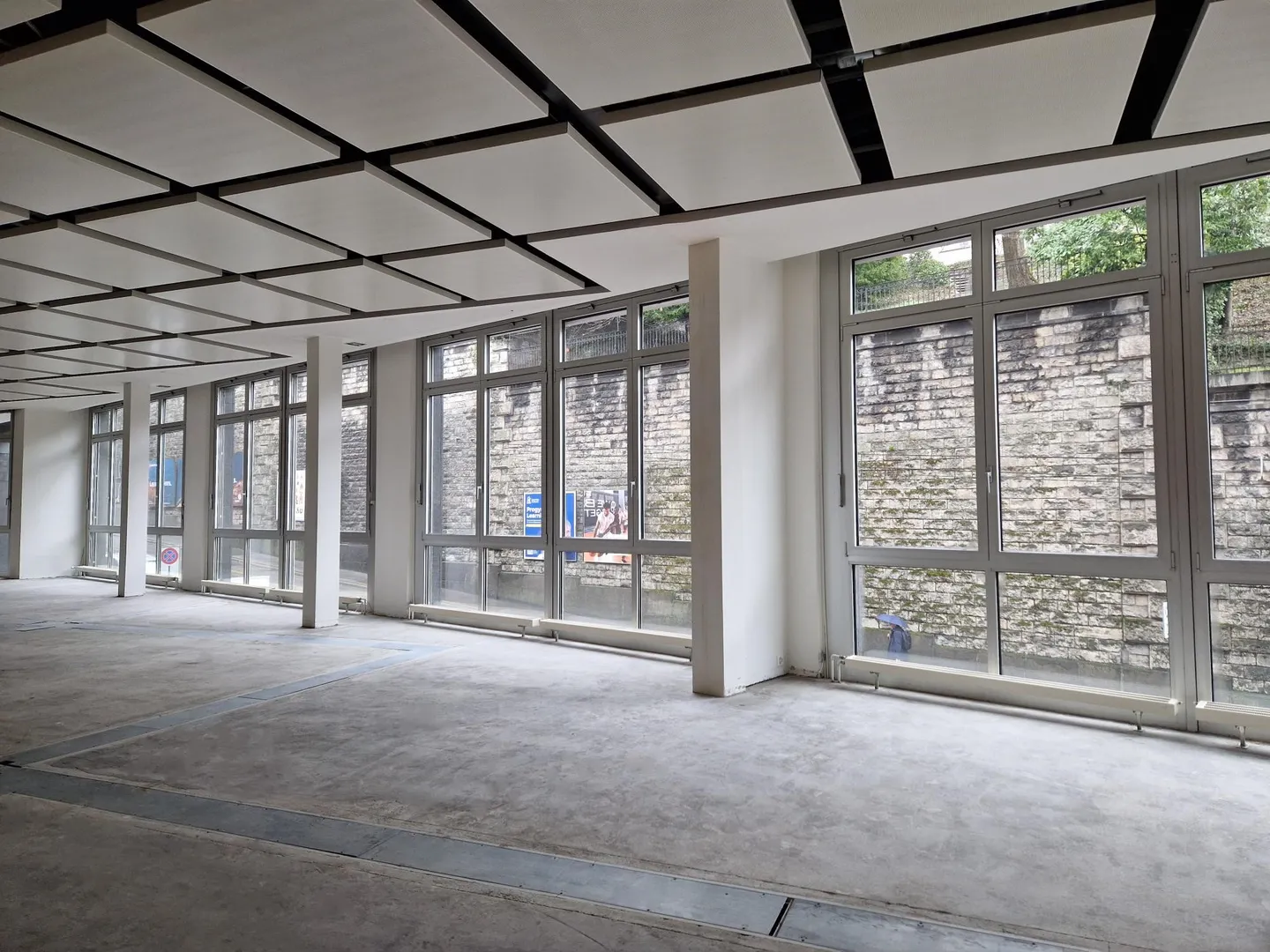 Spazio ufficio in affitto - Foto 3 di 9