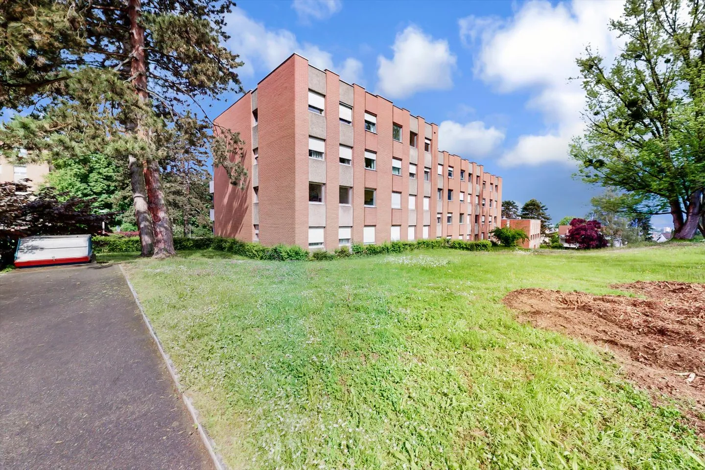 3.5 Zimmerwohnung direkt am Waldrand - Foto 1 von 6
