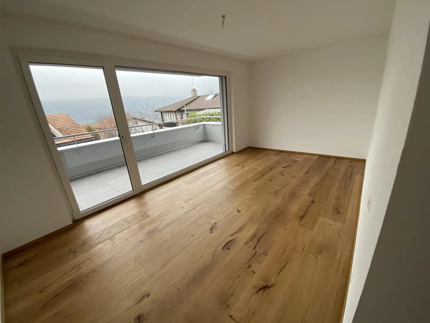 Bella camera in appartamento condiviso di 4,5 stanze - cerca un nuovo inquilino - Foto 4 di 6