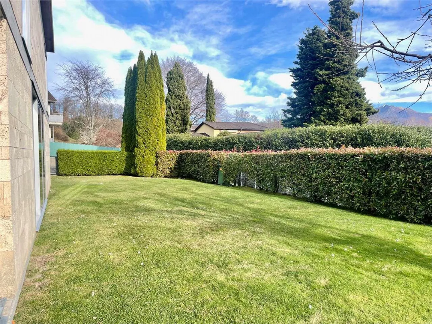 Wunderschöne und elegante Villa mit zeitgenössischem Design - Foto 13 von 13