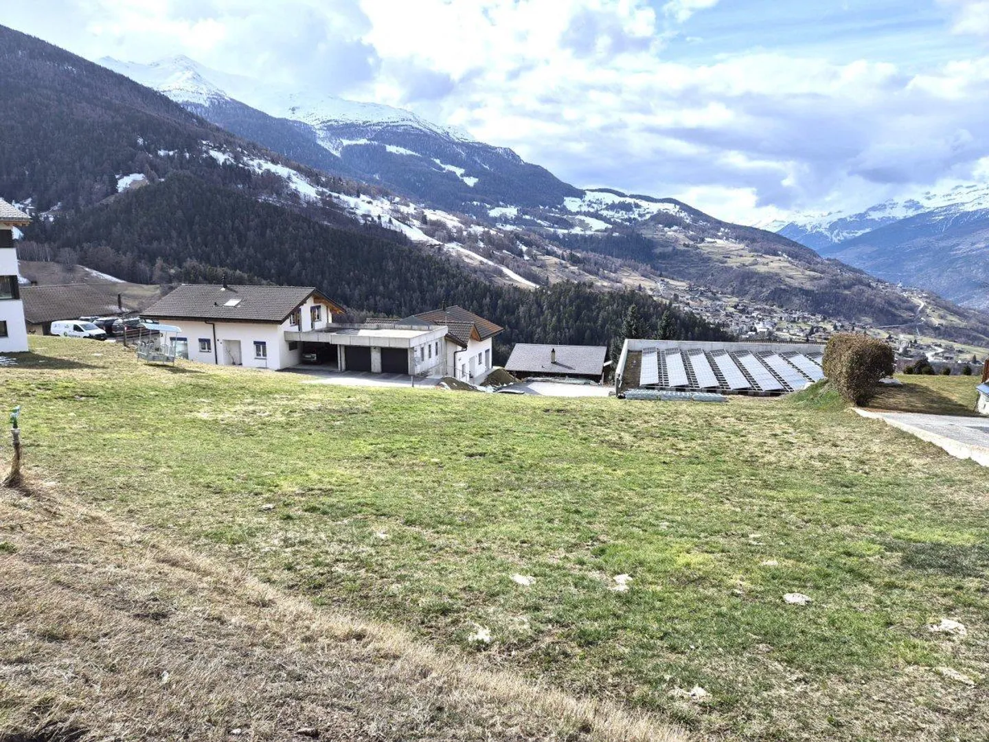 Constructible plot for sale - Photo 1 of 4