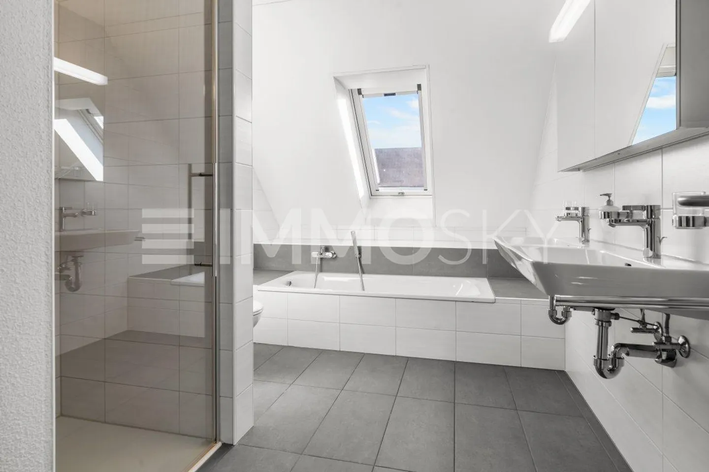 Vivere su un intero piano - oltre 200m² di superficie utile totale - Foto 5 di 5