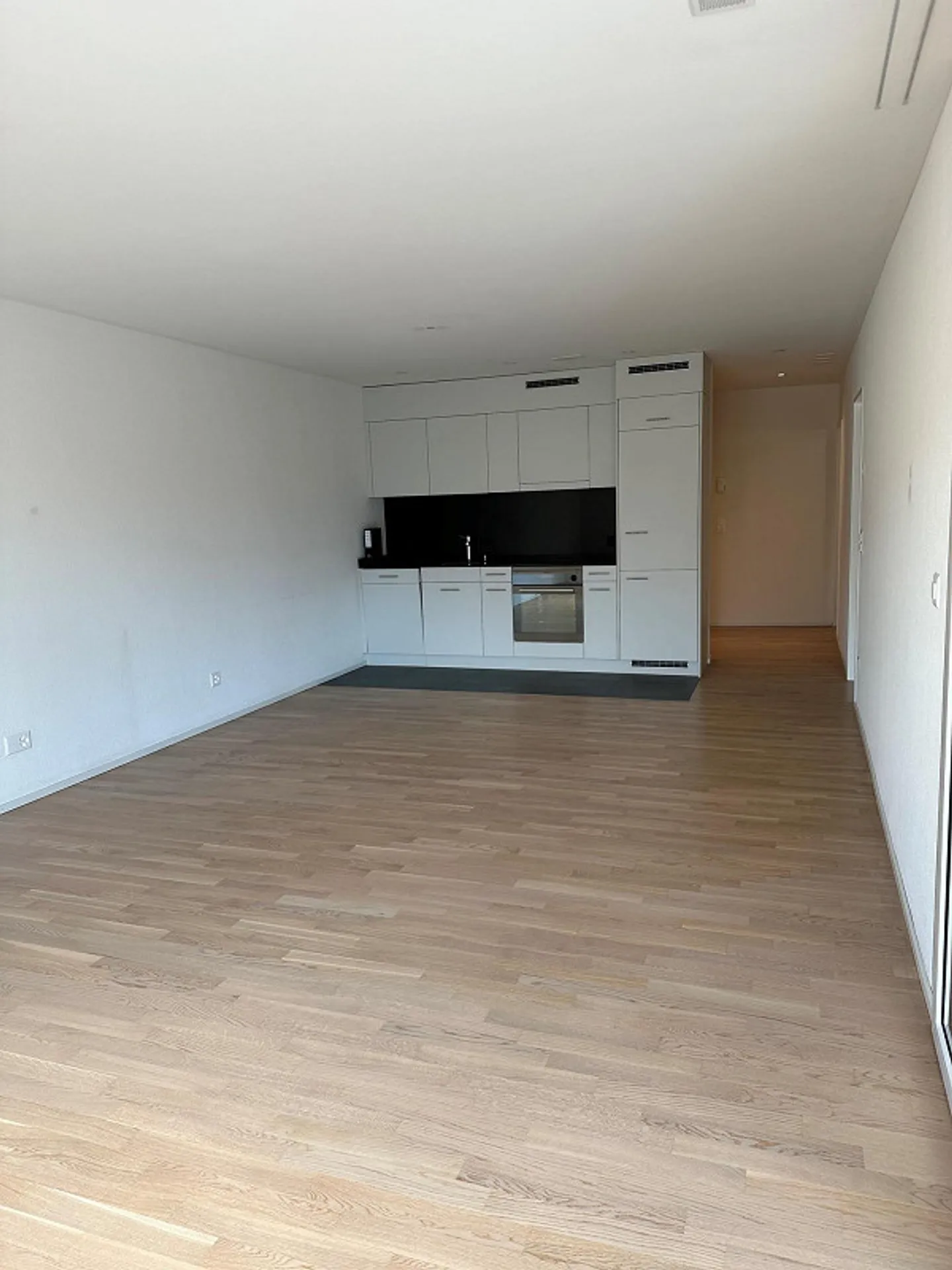 2.5 Room Apartment in Rorschach - Photo 2 of 11