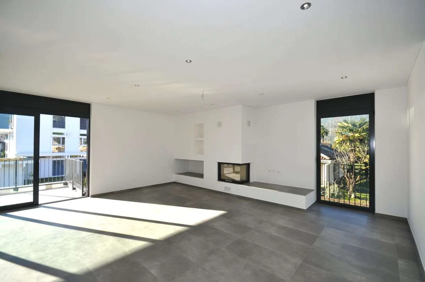 Spacious 4.5-Room Apartment - Photo 11 of 18