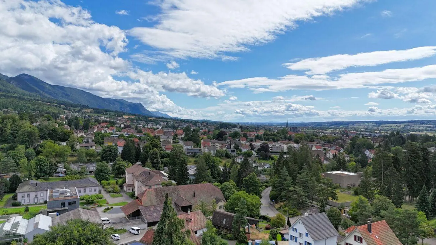 Viel Raum zum Leben - Ihr neues Zuhause mit Gartenidylle - Foto 2 von 26