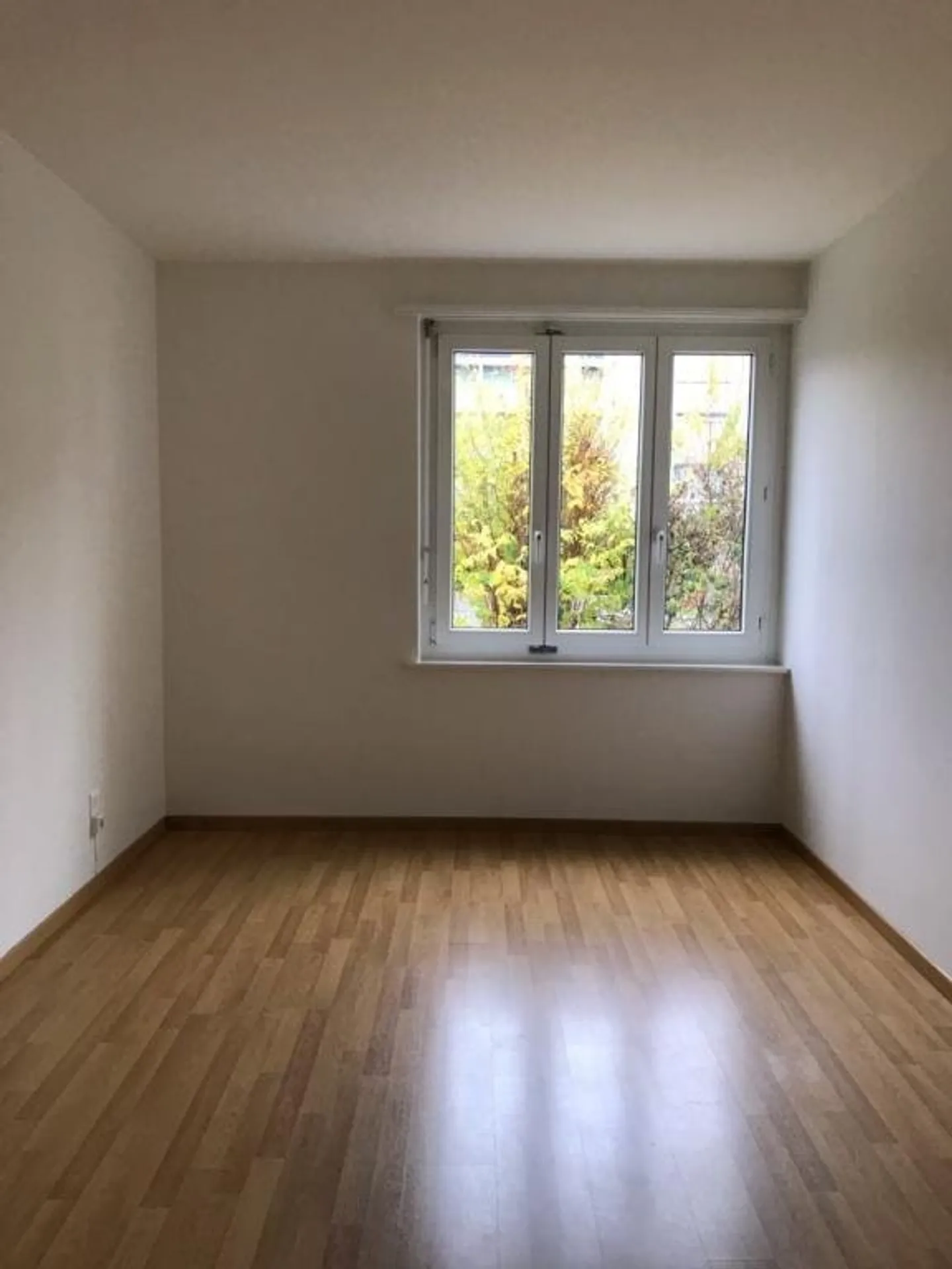 2-room apartment in a central location in Zurich-Altstetten - Photo 2 of 6