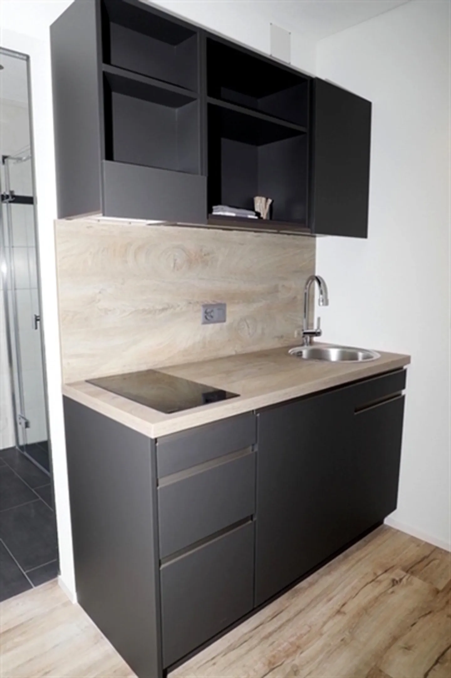 1-room apartment in Reichenburg (SZ), furnished - Photo 3 of 7