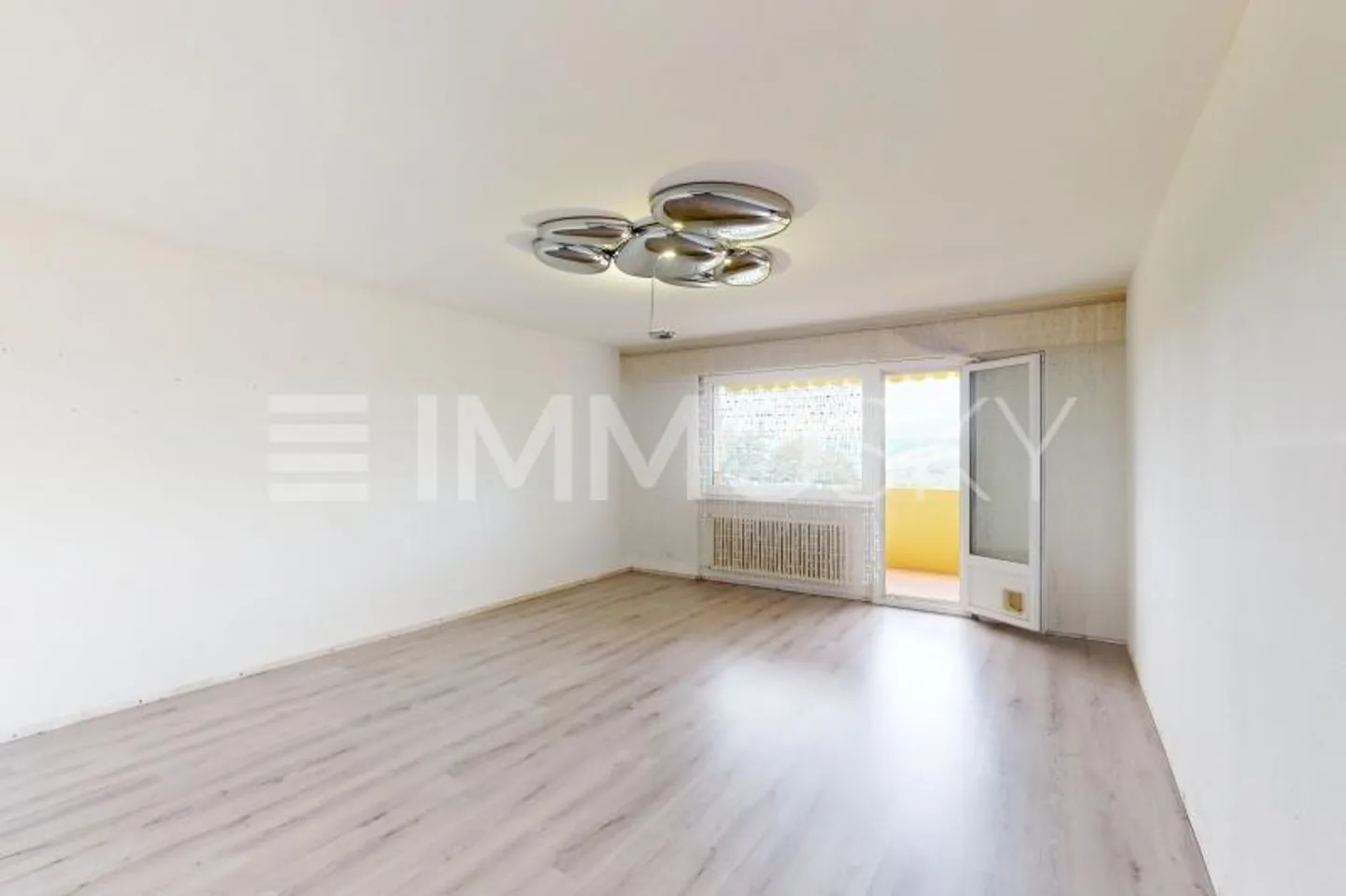 VIRTUAL TOUR: Spacious 3.5 rooms offering a breathtaking view - Photo 3 of 5