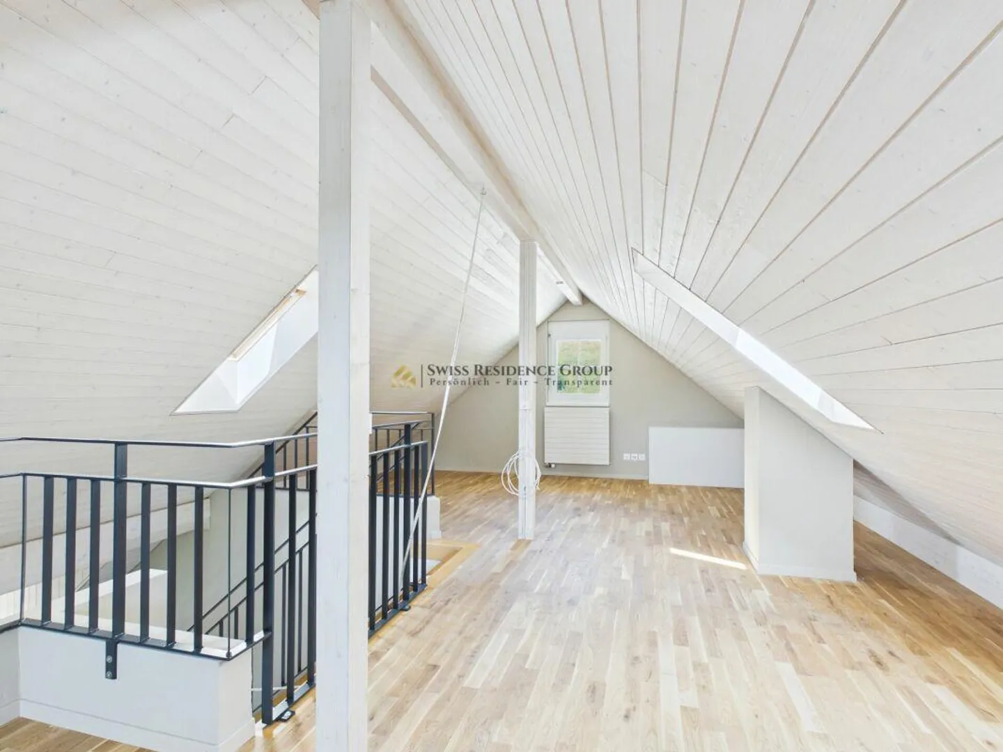 Spacious 6.5-room single-family house with dream garden in Wettingen - Photo 11 of 21