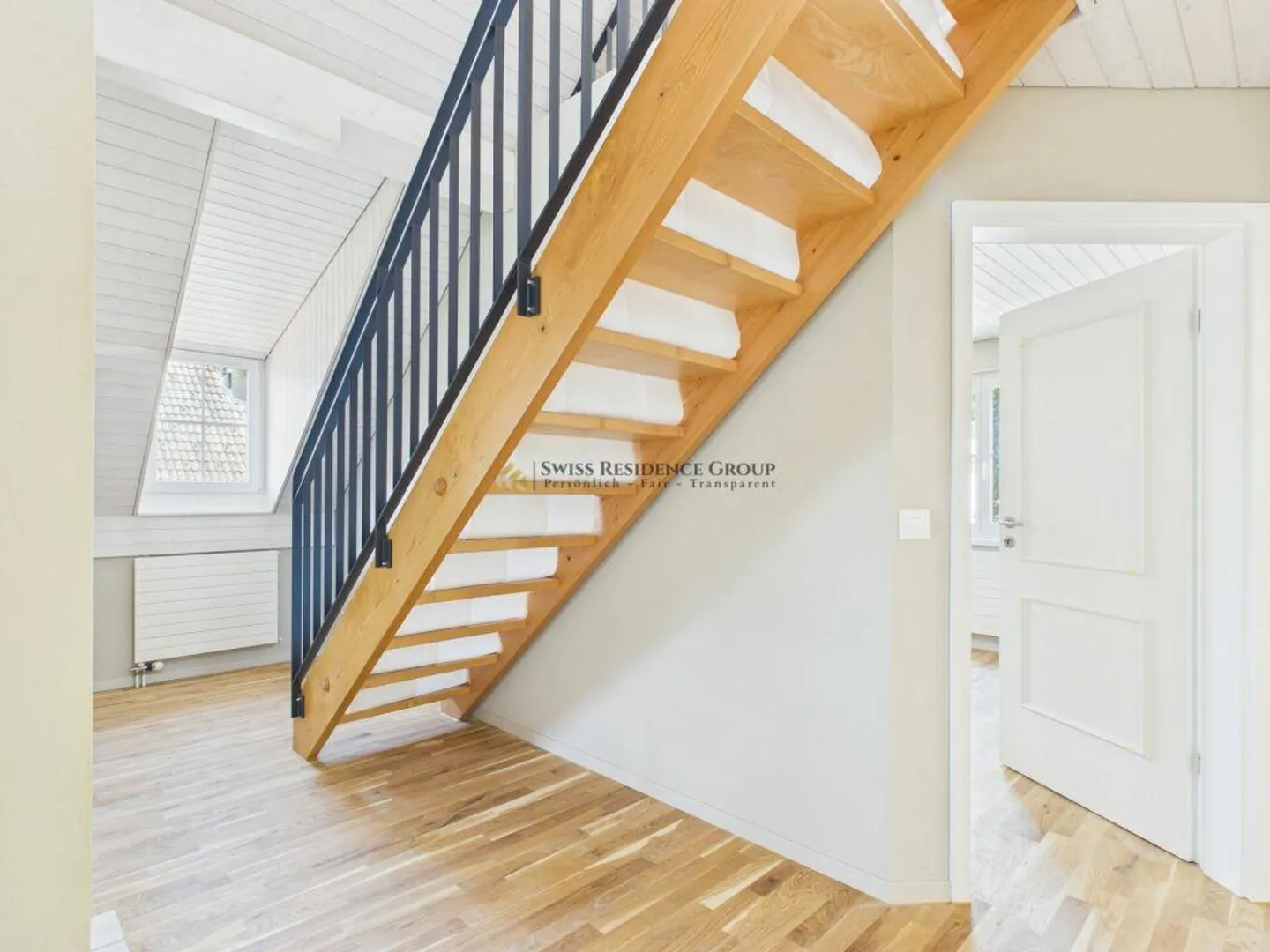 Spacious 6.5-room single-family house with dream garden in Wettingen - Photo 12 of 21